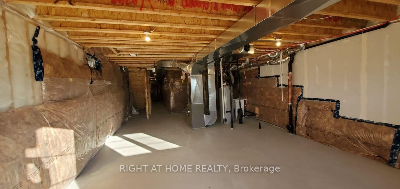 111 Bayardo Drive • Oshawa, ON photo 26