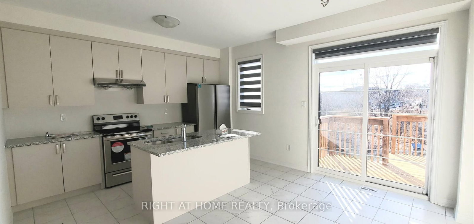 111 Bayardo Drive • Oshawa, ON photo 7