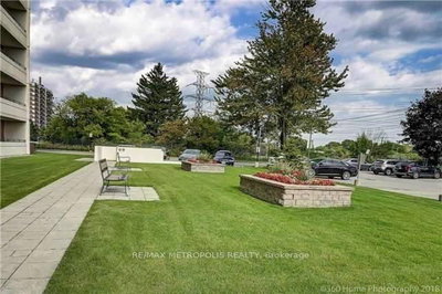 Condo leased at 811-101 Prudential Drive, Toronto, Ontario, M1P 4S5 - Dorset Park - MLS: E13428406