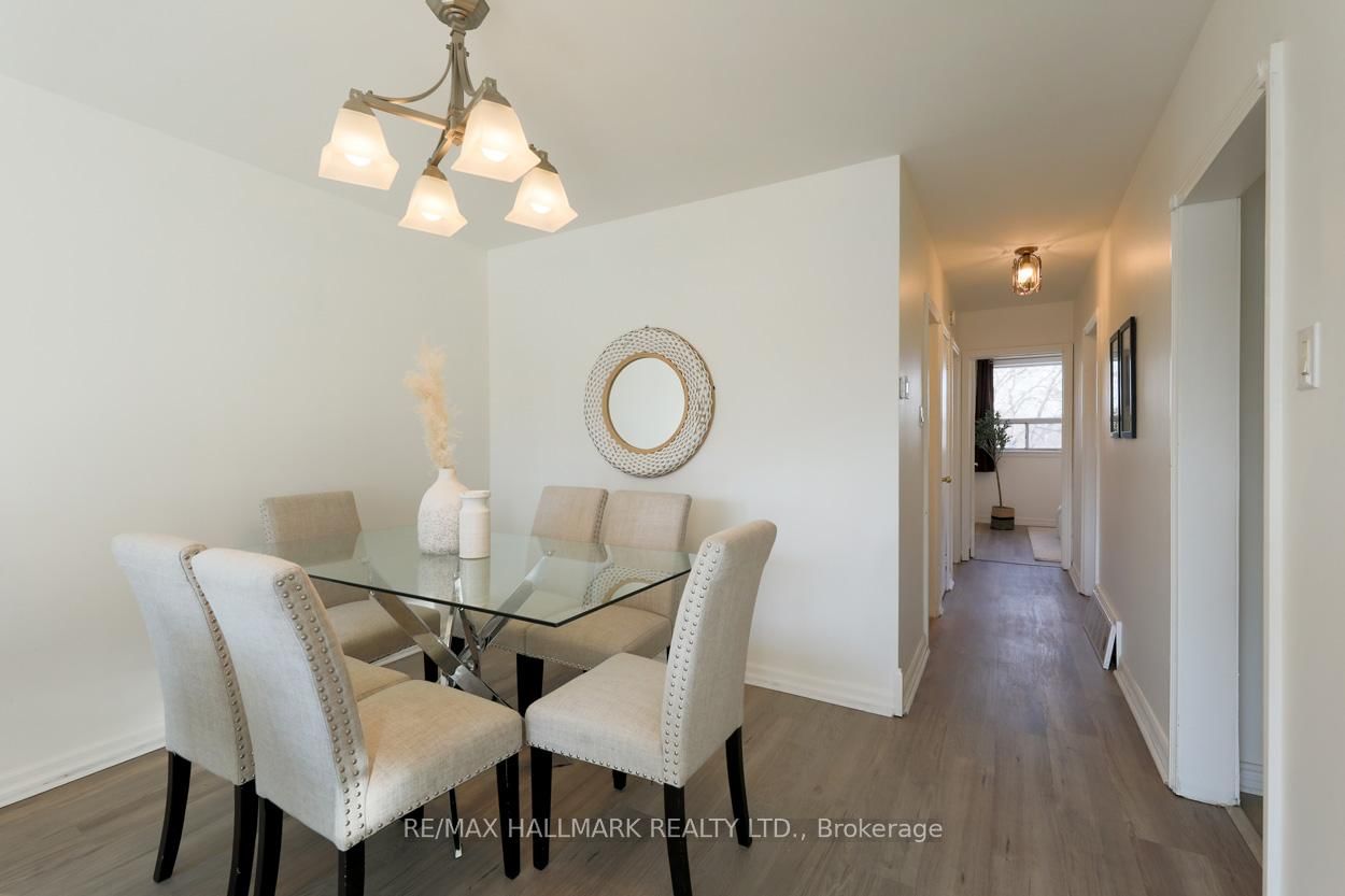 152 Santamonica Boulevard • Toronto, ON photo 8