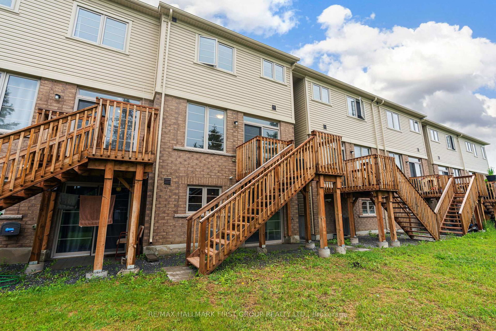 77 Air Dancer Crescent • Oshawa, ON photo 23