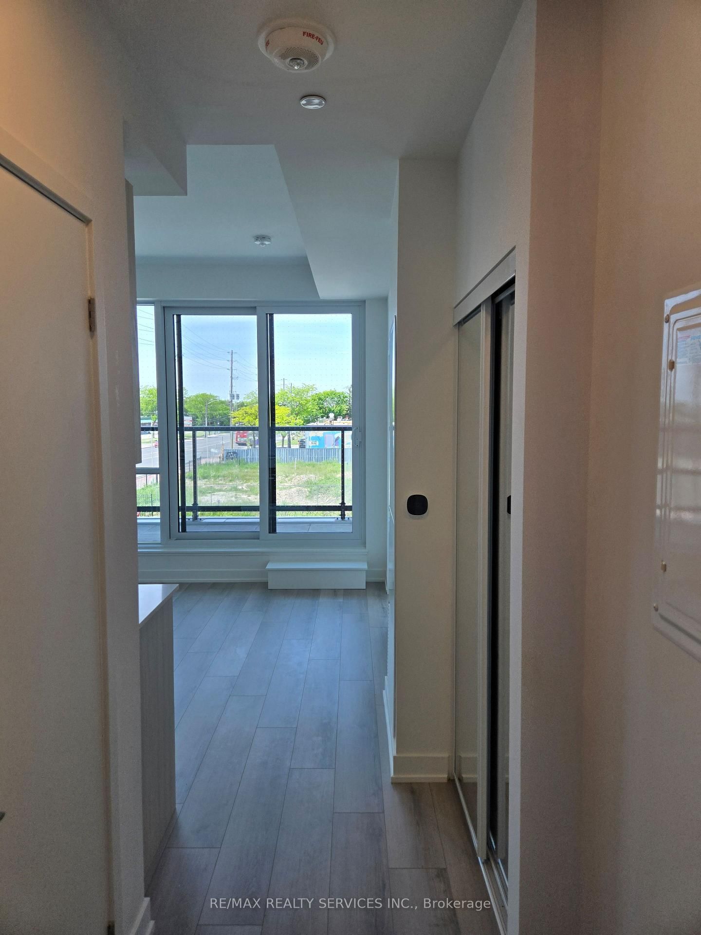 217-20 Deans Drive, Toronto, ON, photo 2