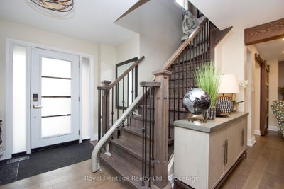 27 Clovelly Drive • Whitby, ON photo 6