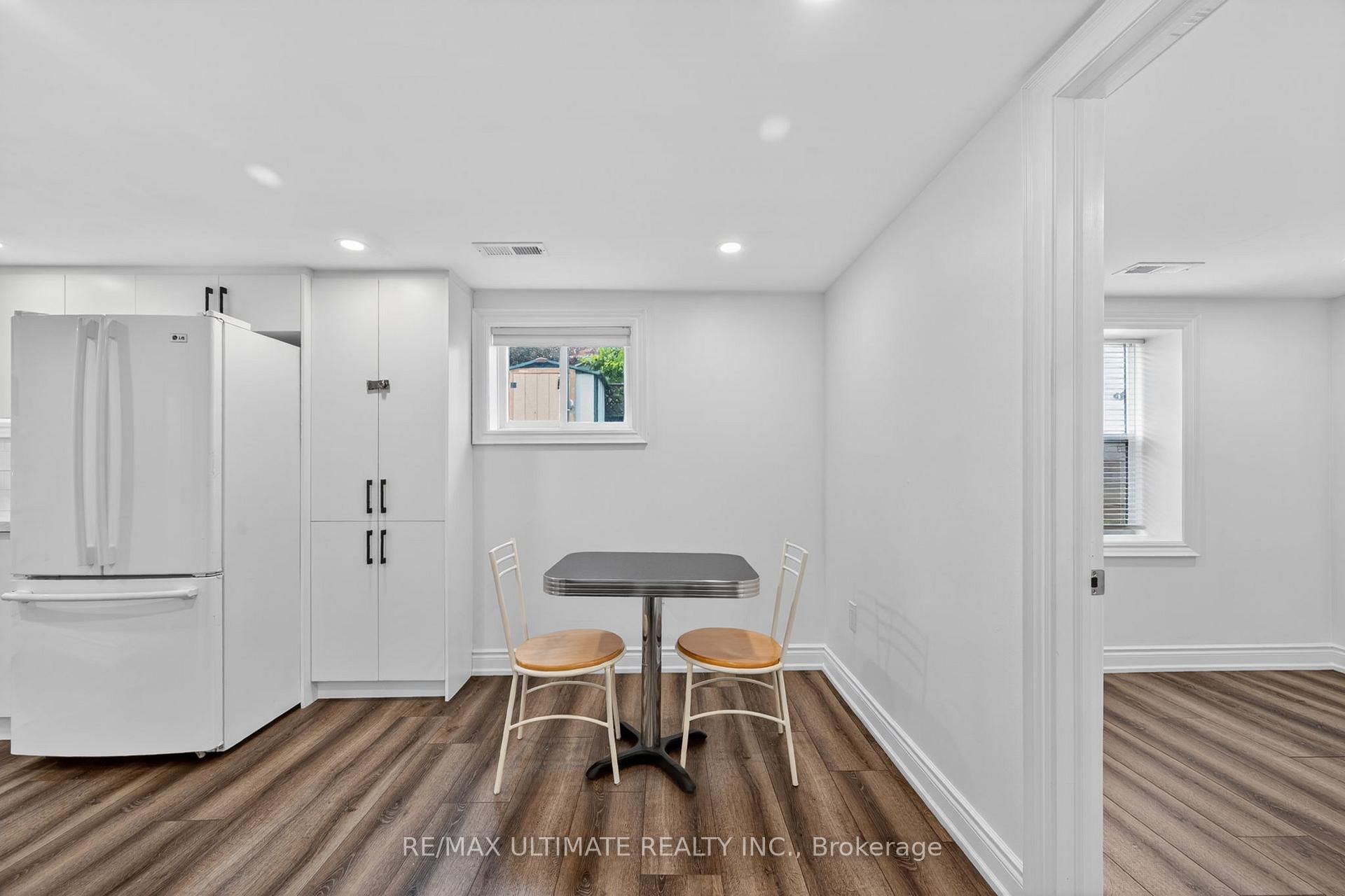 818 Krosno Boulevard, Unit Basement