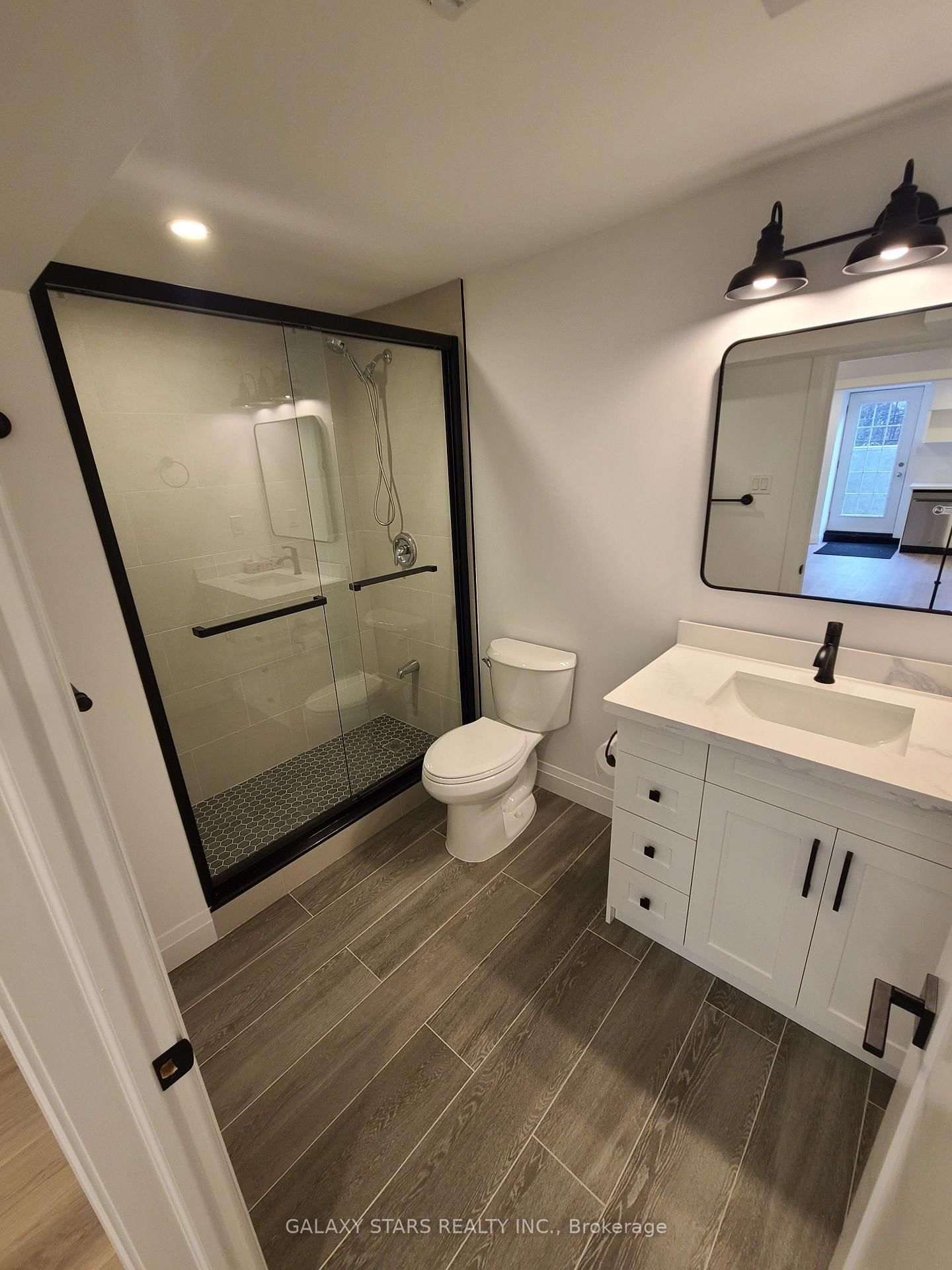 907 Oberland Drive, Unit Bsmnt