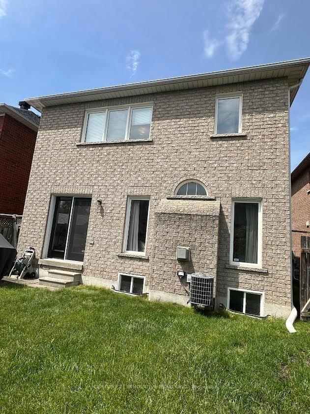 4 Pogonia Street