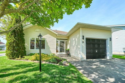 2-bed Detached House · 40 Niagara Tr