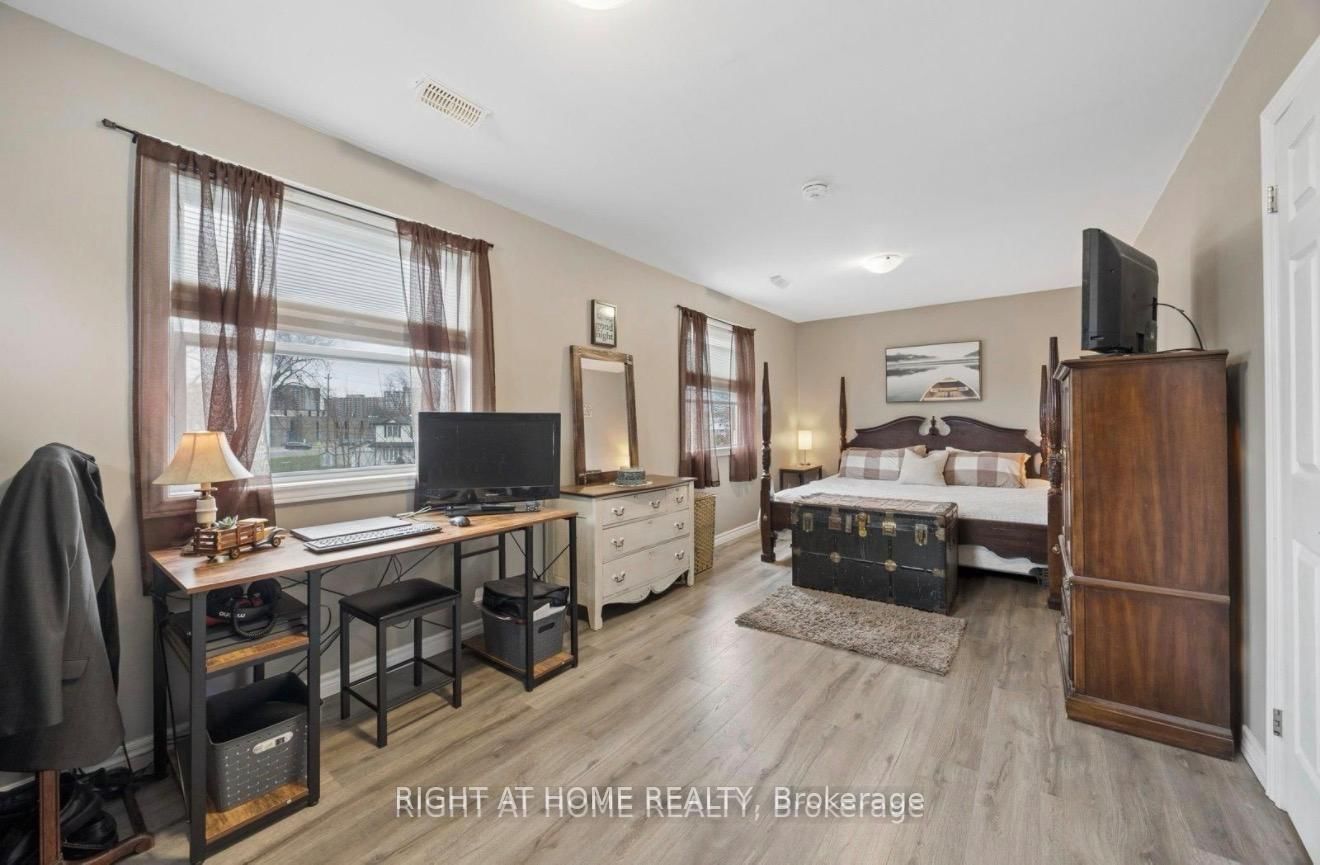 154 Admiral Road • Ajax, ON photo 13