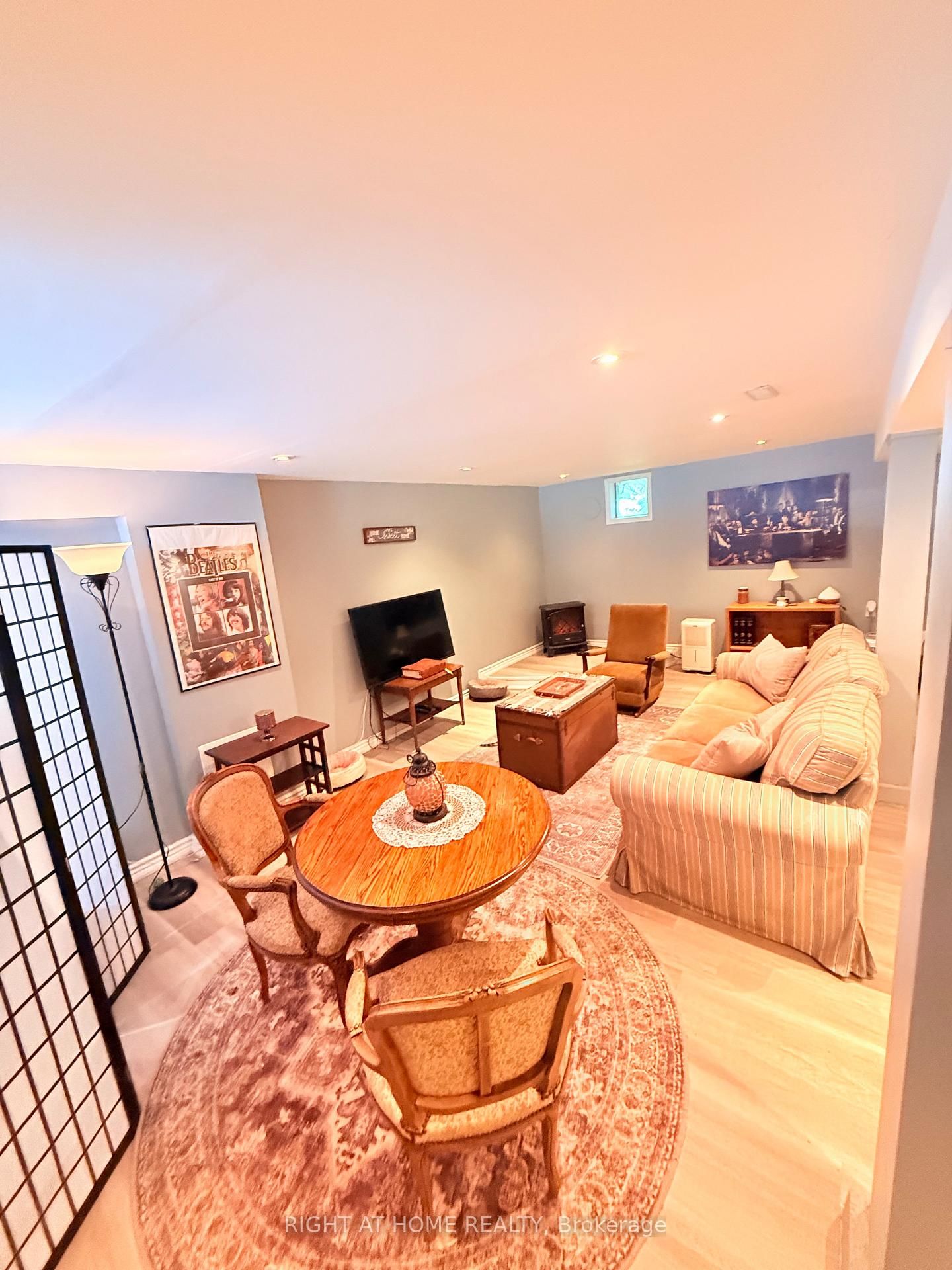154 Admiral Road • Ajax, ON photo 19