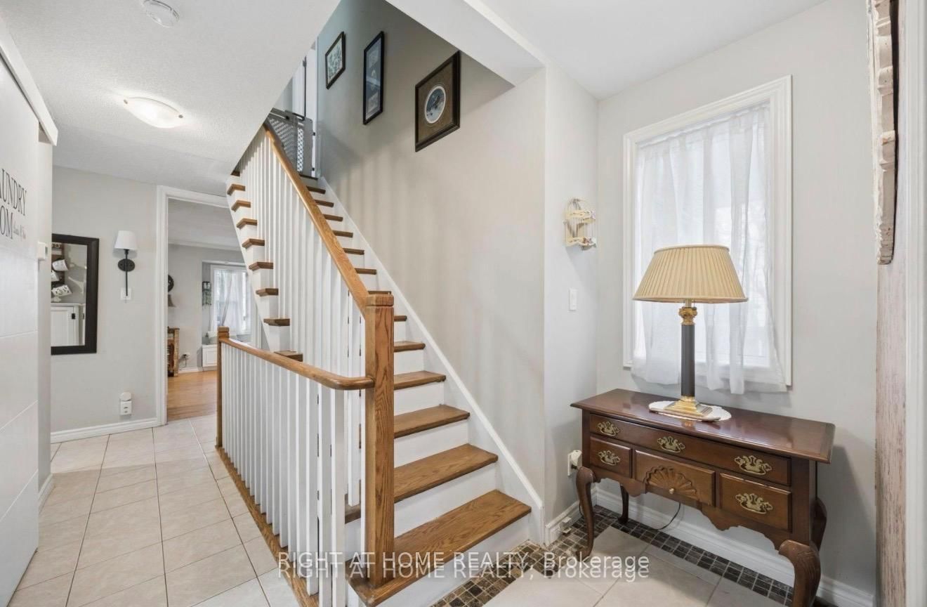 154 Admiral Road • Ajax, ON photo 4