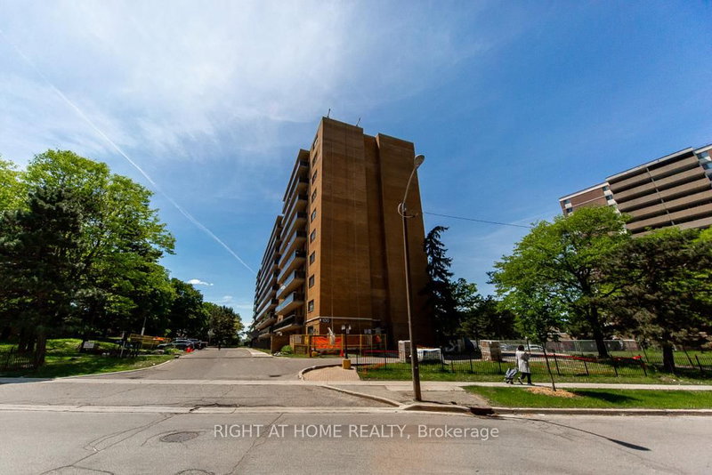 315 - 100 Dundalk Drive