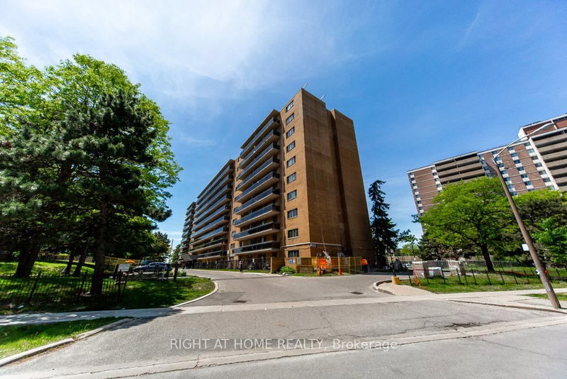 315 - 100 Dundalk Drive