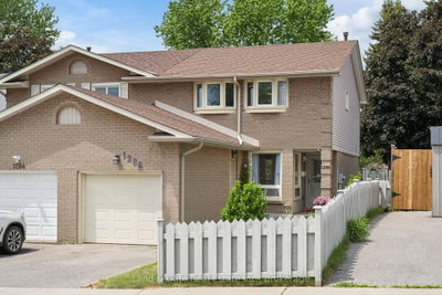 3-bed Semi-Detached · 1286 Pinehurst Ave