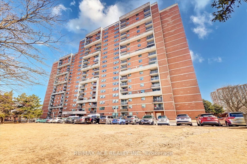 1414 - 100 Wingarden Court