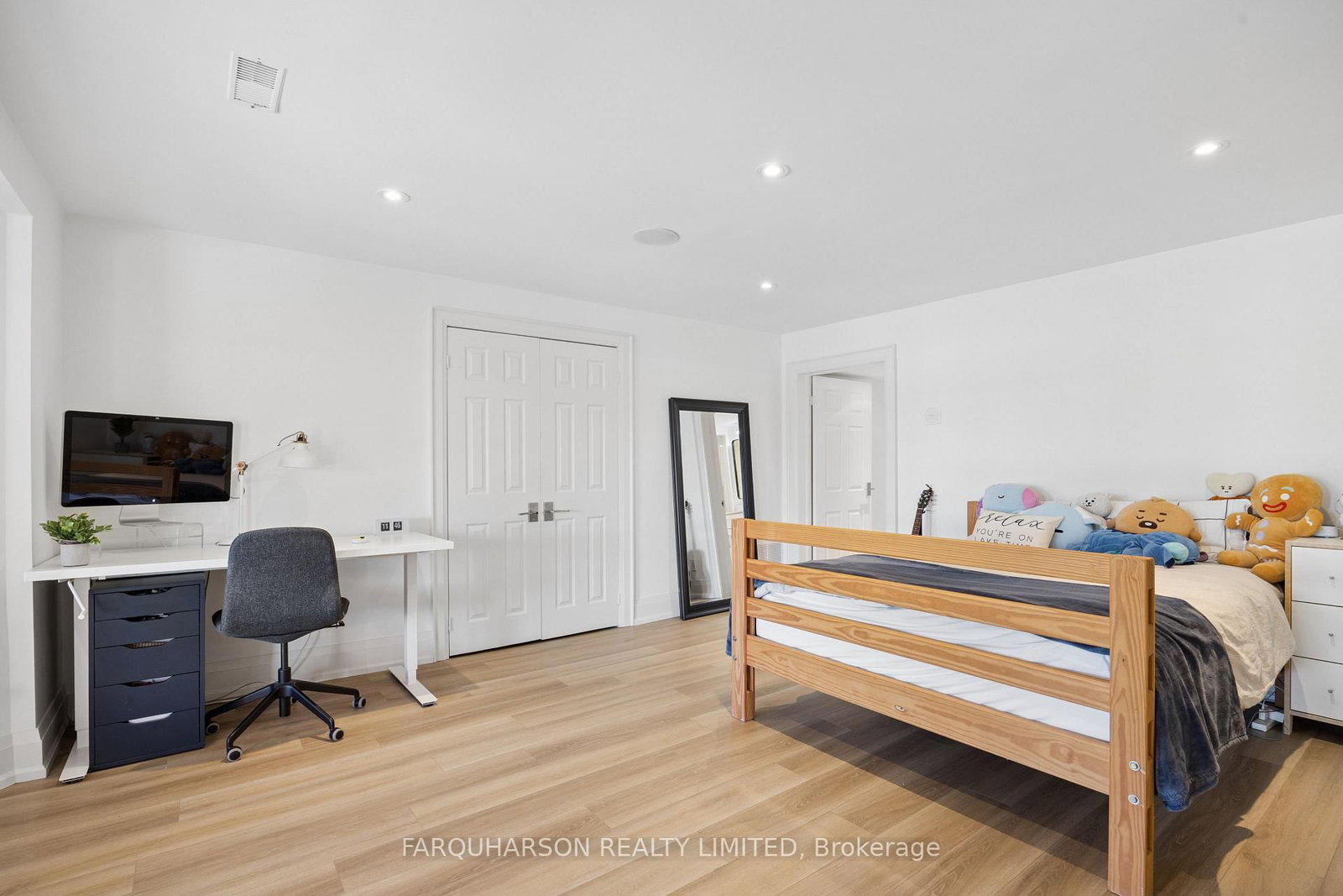 3330 Greenburn Place • Pickering, ON photo 43