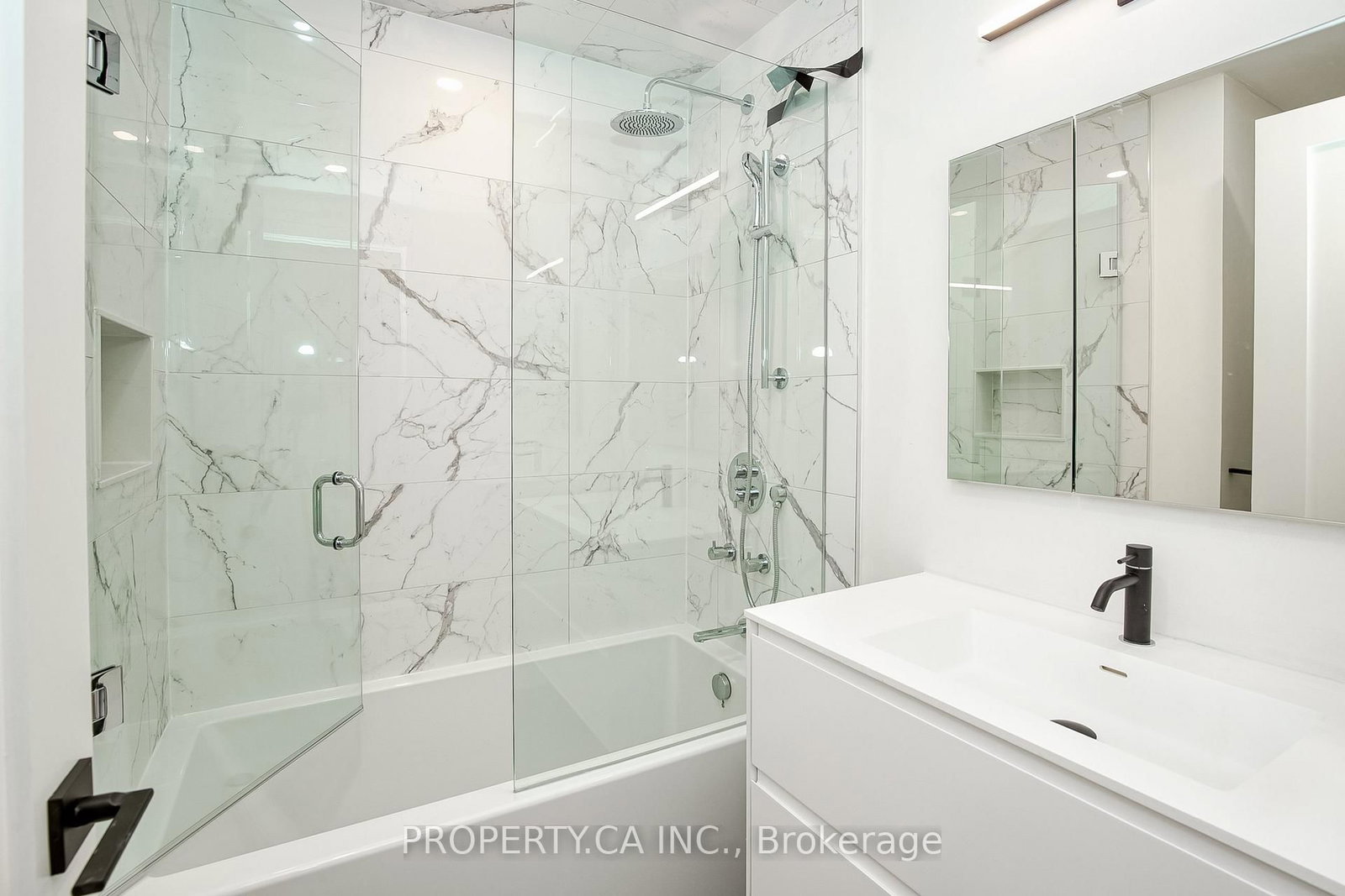 97 Lee Avenue • Toronto, ON photo 27
