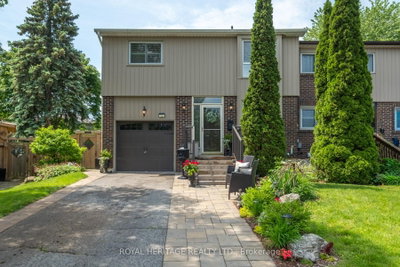 4-bed Semi-Detached · 1761 Foleyet Cres
