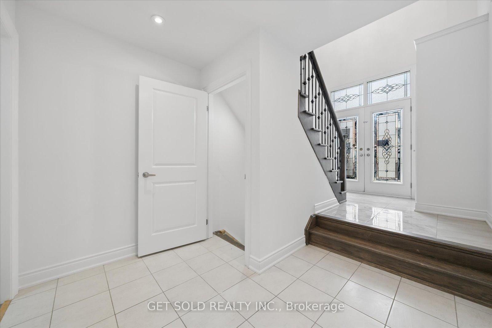1761 Magenta Road • Pickering, ON photo 5