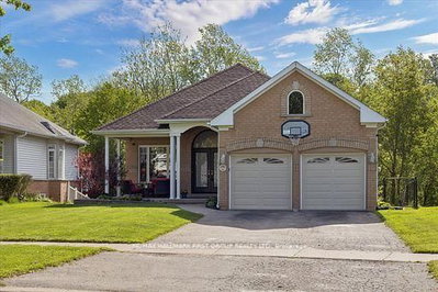 3-bed Detached House · 1028 Highbrooke Crt