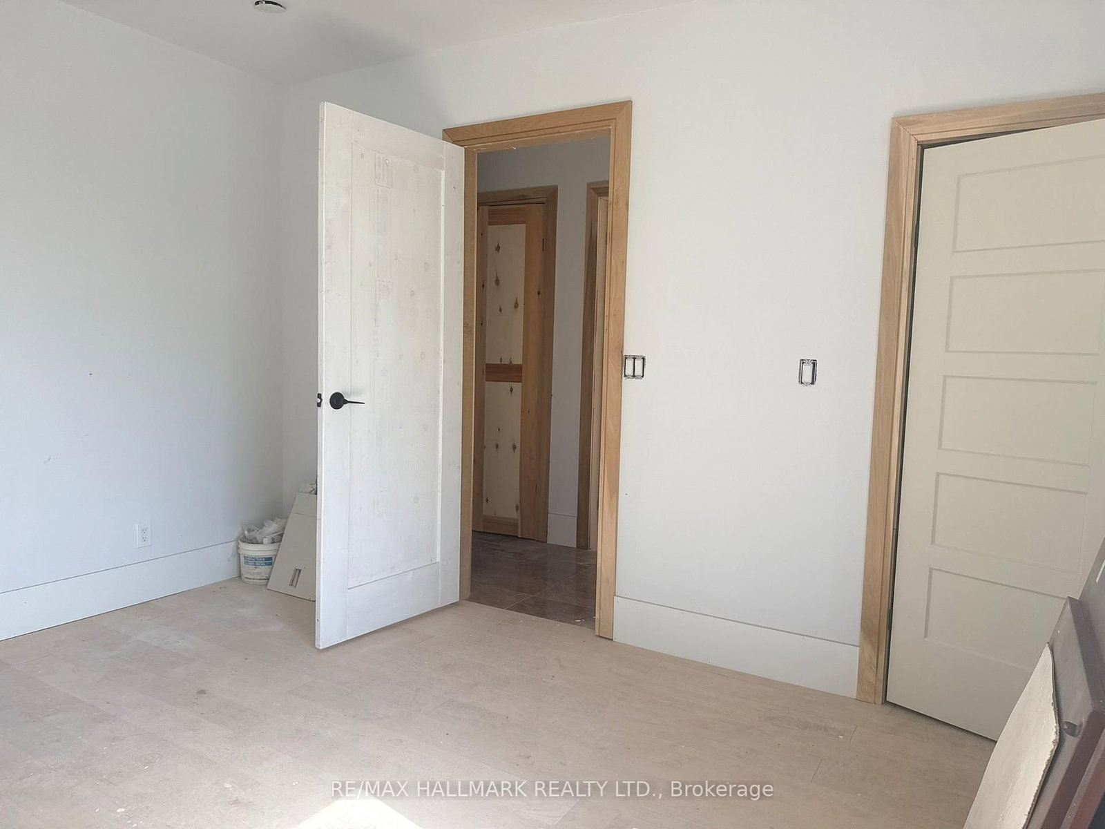 783 Midland Avenue • Toronto, ON photo 24