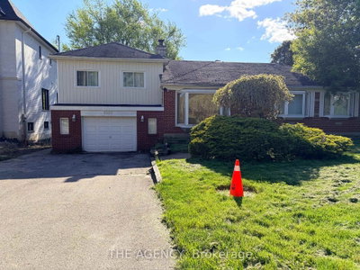 3-bed Detached House · 1910 Glendale Dr