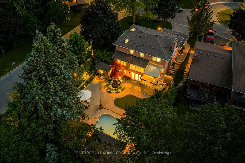1051 Chelsea Crt, Oshawa, Ontario