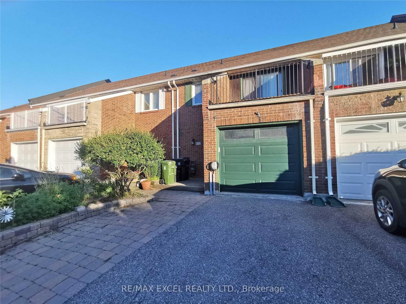 75 Ecclesfield Drive, Toronto, ON, photo 2