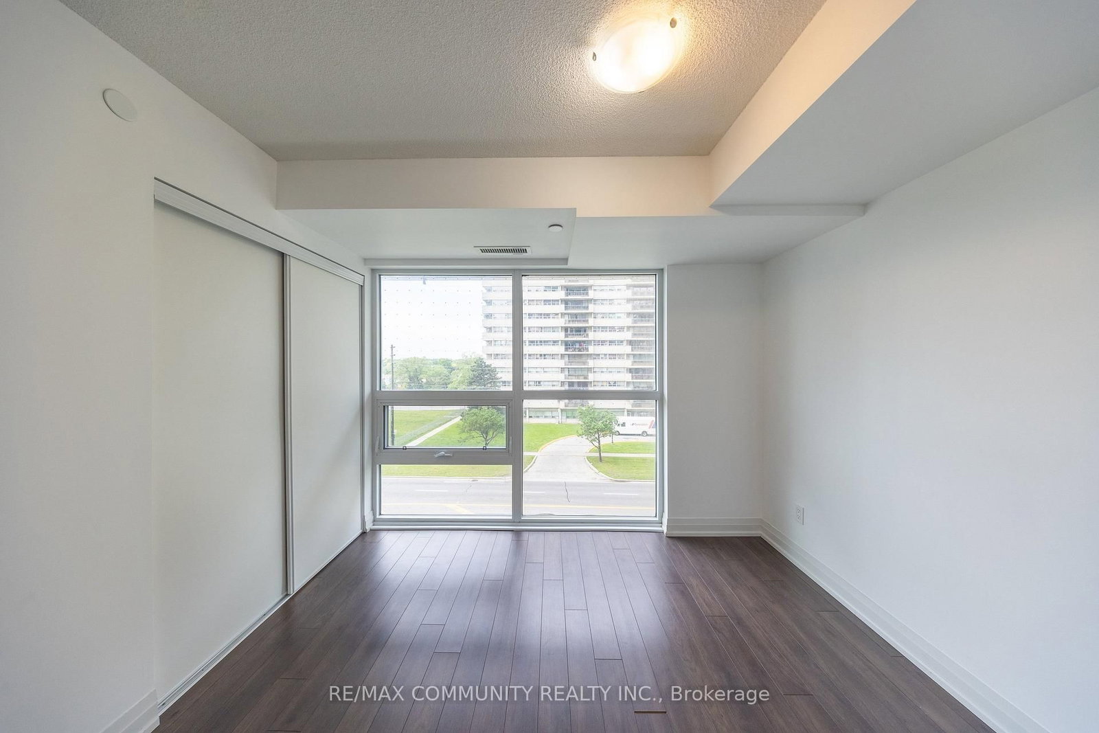 20 Meadowglen Place • #429 • Toronto, ON photo 13