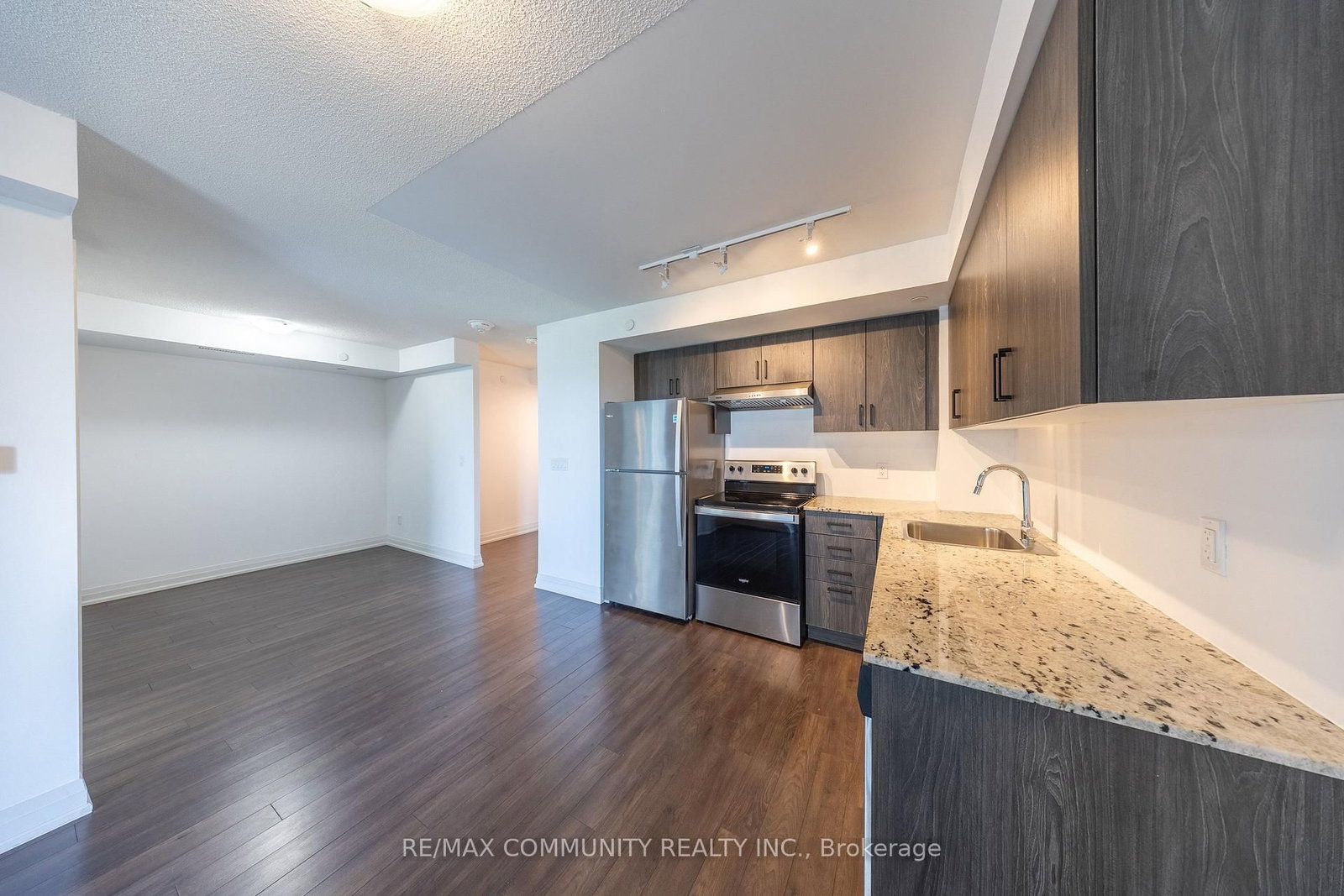 20 Meadowglen Place • #429 • Toronto, ON photo 21