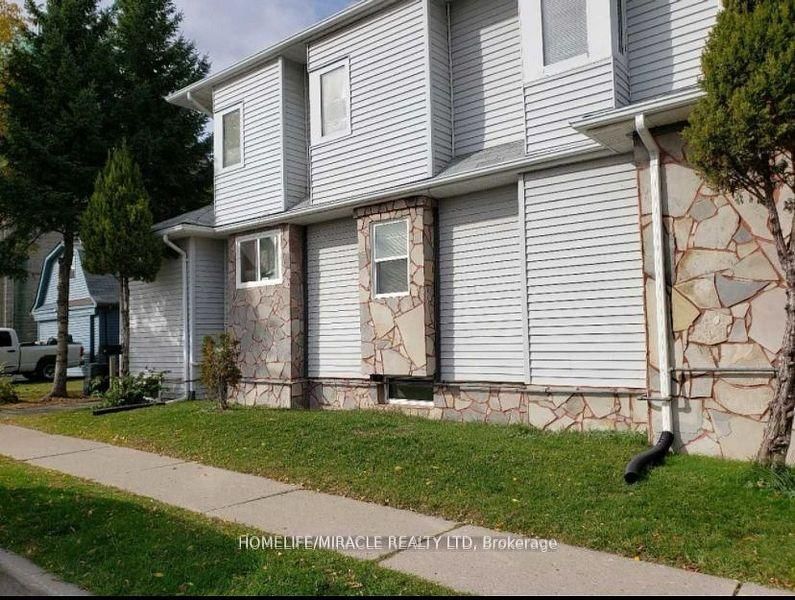 home for lease on Unit 2-598 Front Street