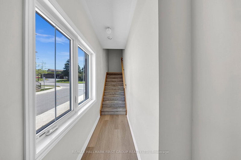 7 - 490 Beresford Path