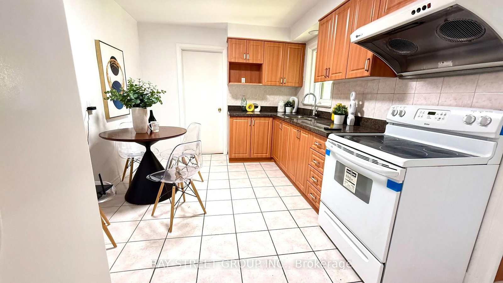 2212 Kennedy Road, Toronto, ON, photo 4