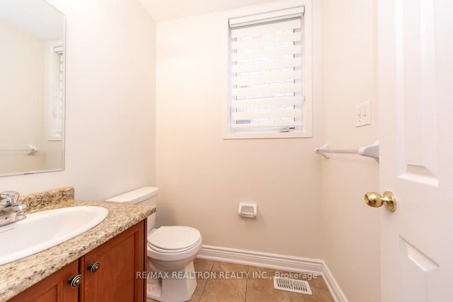 24 Skelton Crescent