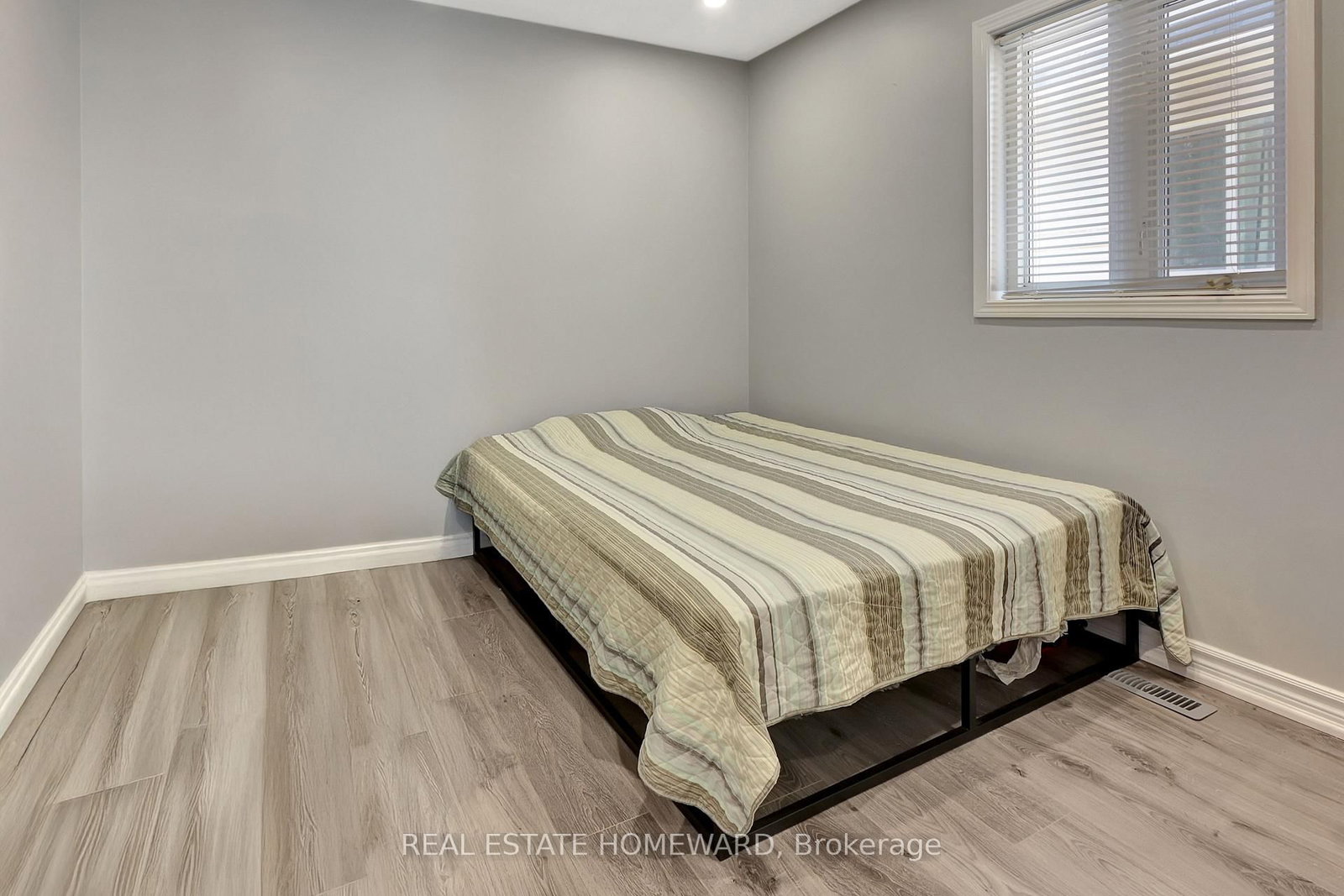 166 Hutton Place • Clarington, ON photo 15