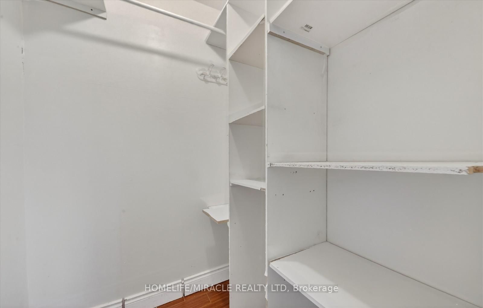 42 Nahanni Terrace • Toronto, ON photo 23
