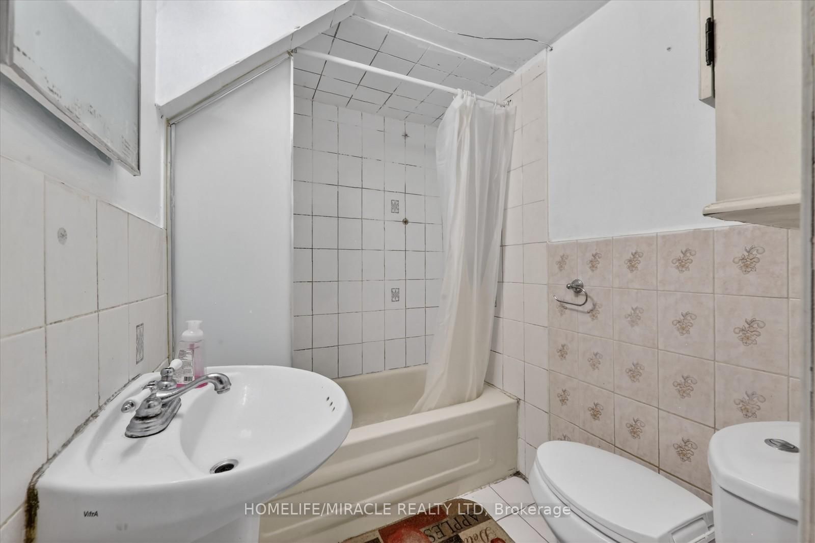 42 Nahanni Terrace • Toronto, ON photo 40