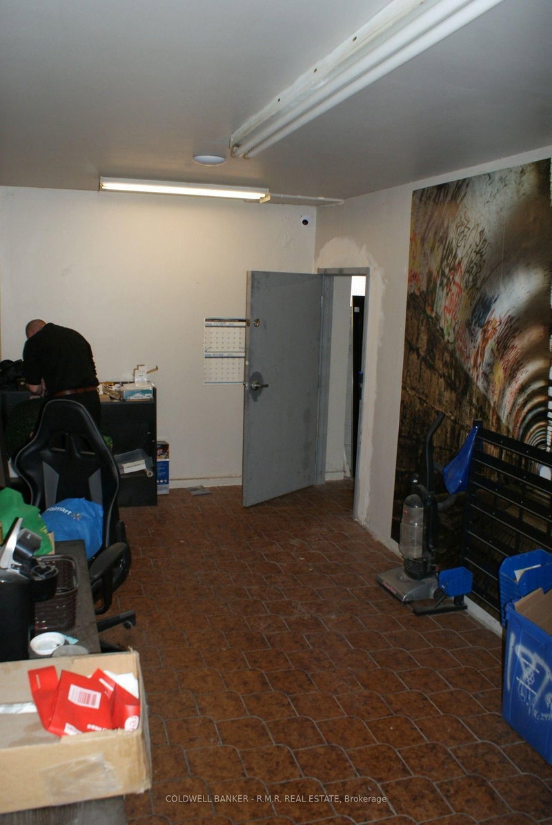 14 Ontario St photo 5