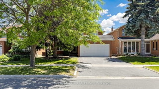 328 Goldhawk Trail
