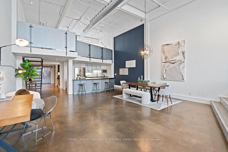 225 - 1173 Dundas Street E
