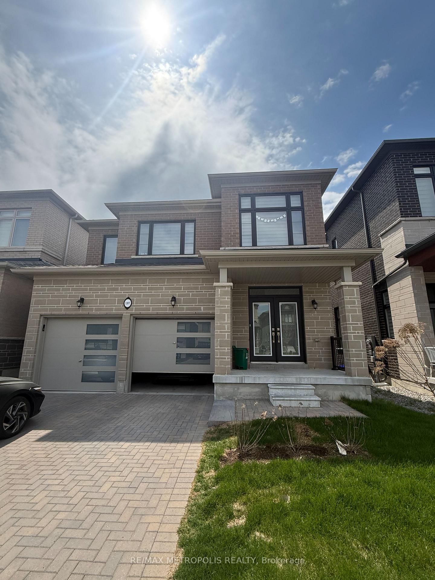 Detached House for sale at 1207 Wilmington Avenue, Oshawa, Ontario, L1L 0T4 - Kedron - MLS: E13445504