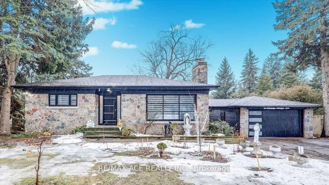 5 Windy Ridge Drive, Toronto, ON