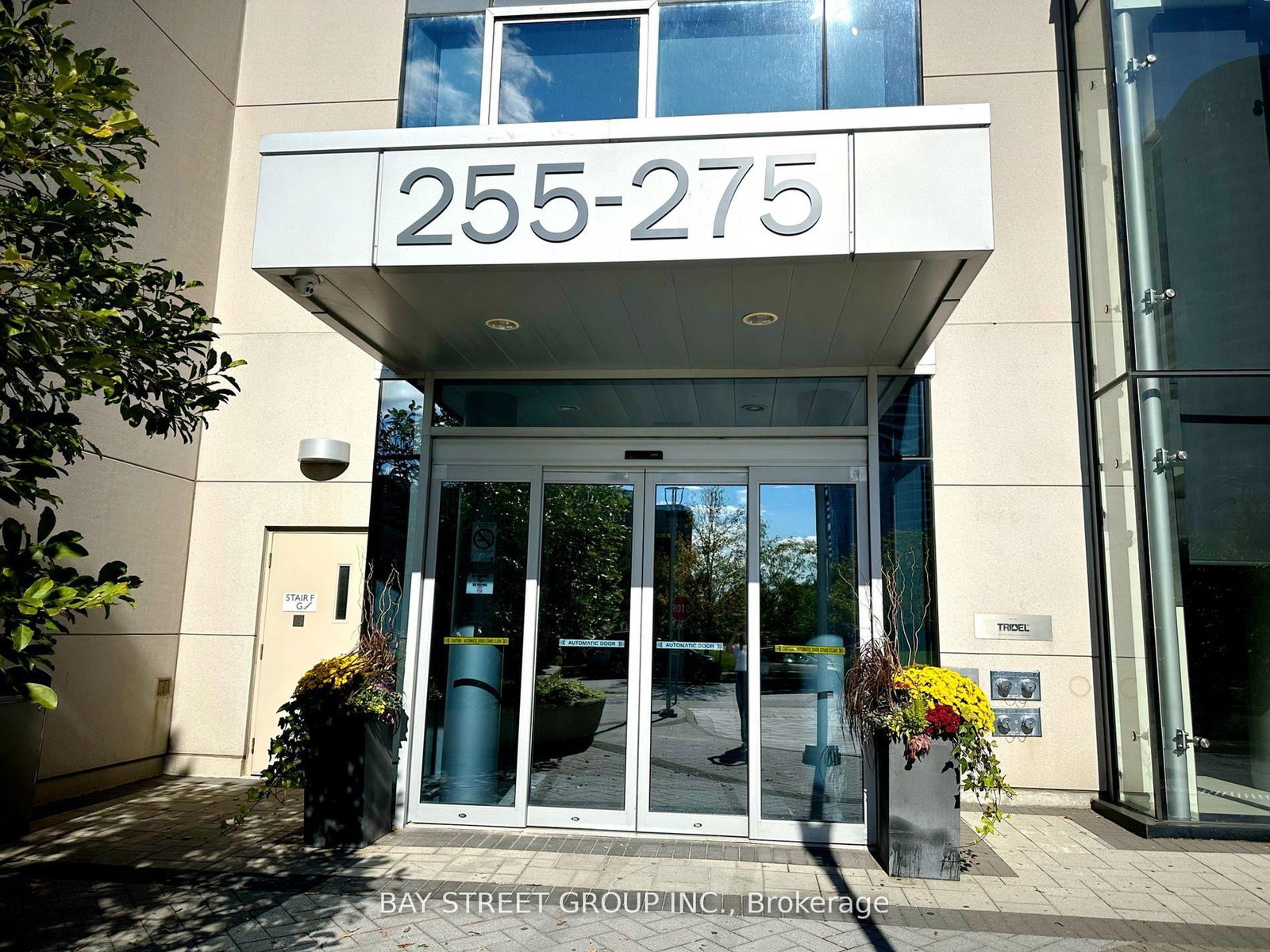 401-255 Village Green Square, Toronto, ON, photo 3