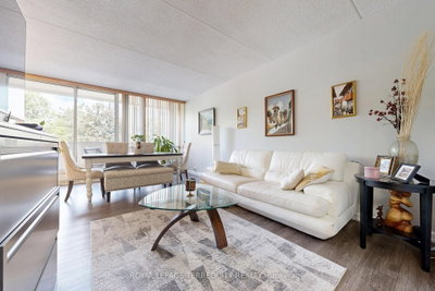 Condo leased at 212-2 Glamorgan Avenue, Toronto, Ontario, M1P 2M8 - Dorset Park - MLS: E13446042