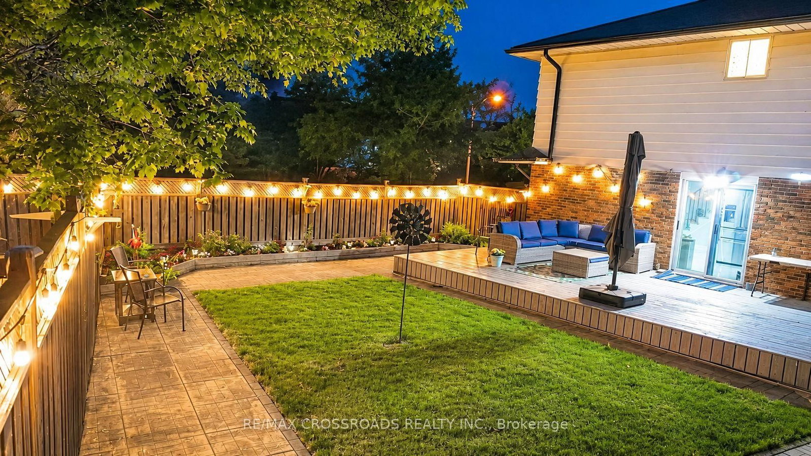 49 King Louis Crescent • Toronto, ON photo 46