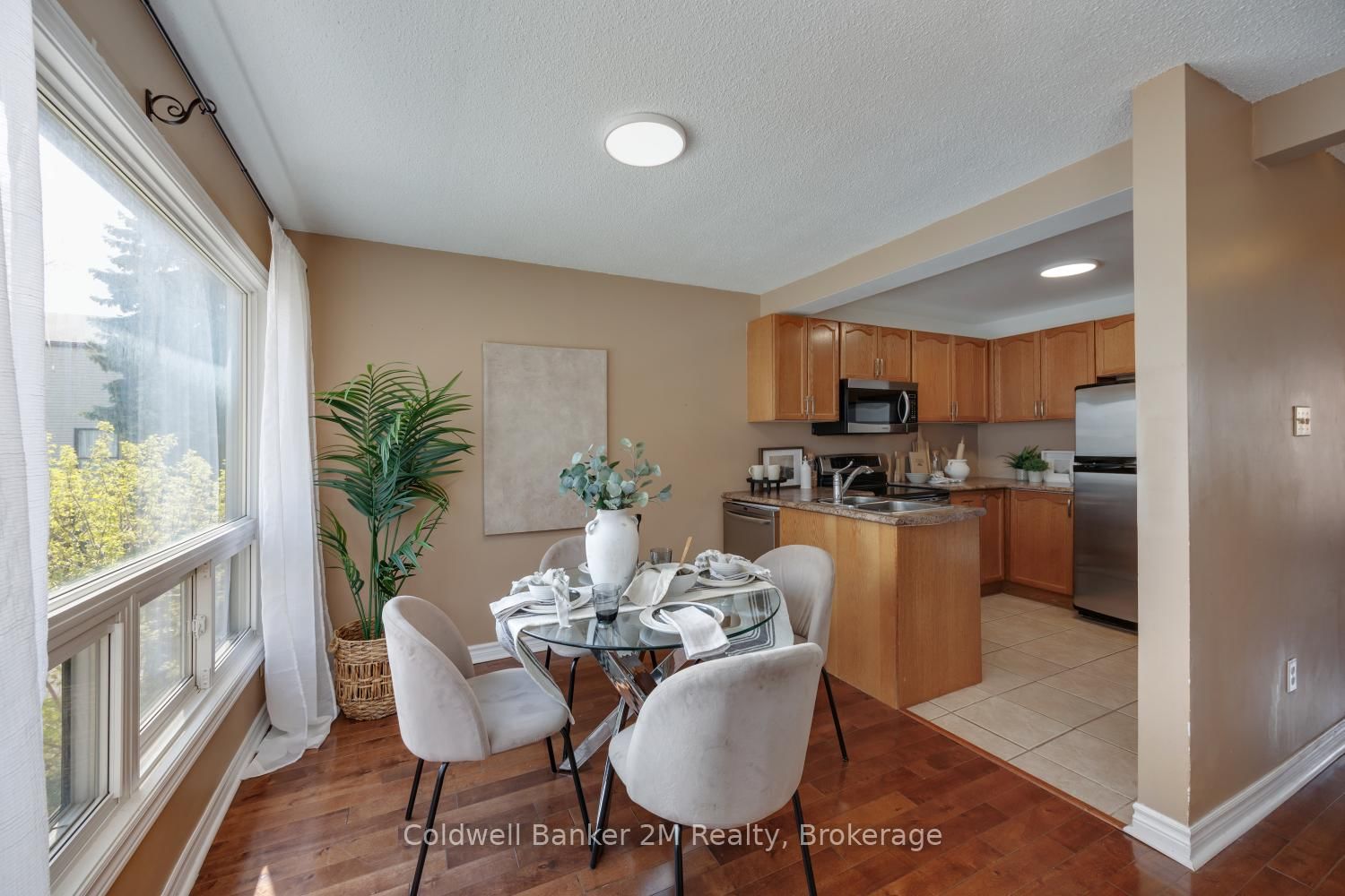 72 Parklane Circle • Clarington, ON photo 11