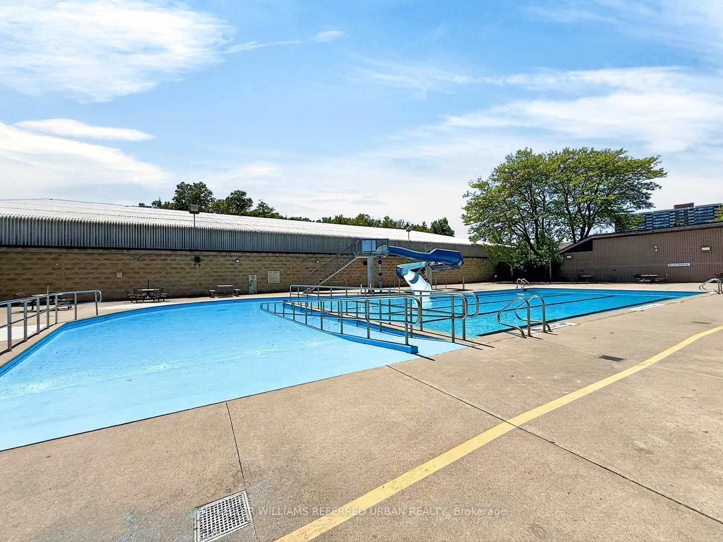 25 Heron Park Place • #19 • Toronto, ON photo 33
