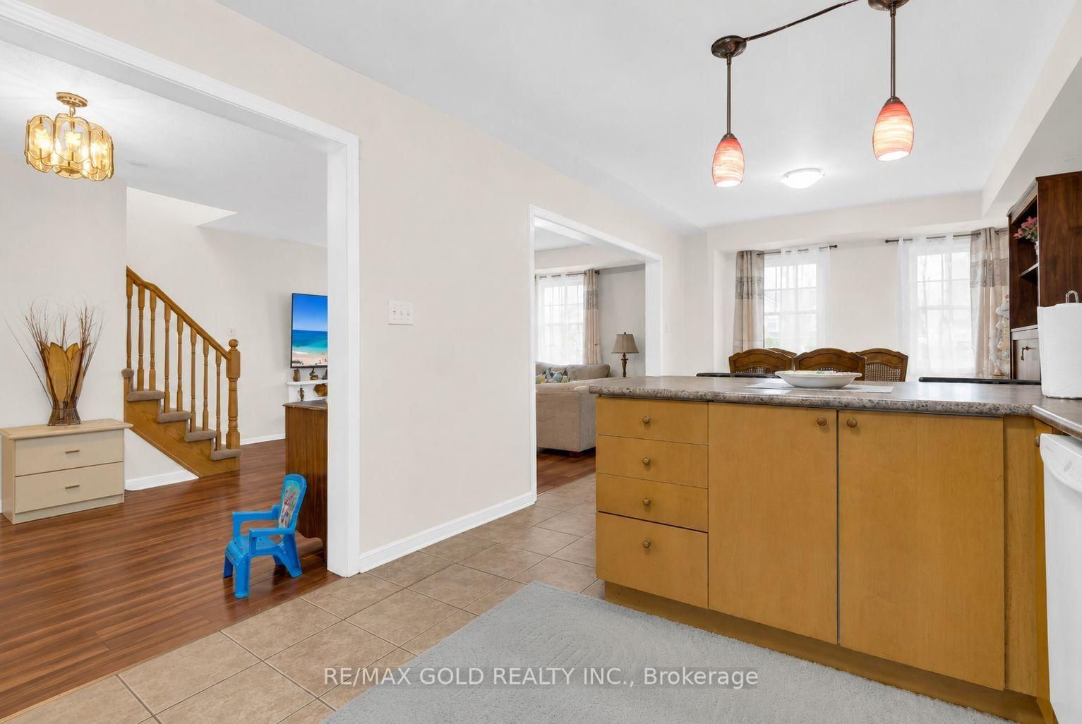 4 Ecopark Gate • Toronto, ON photo 25