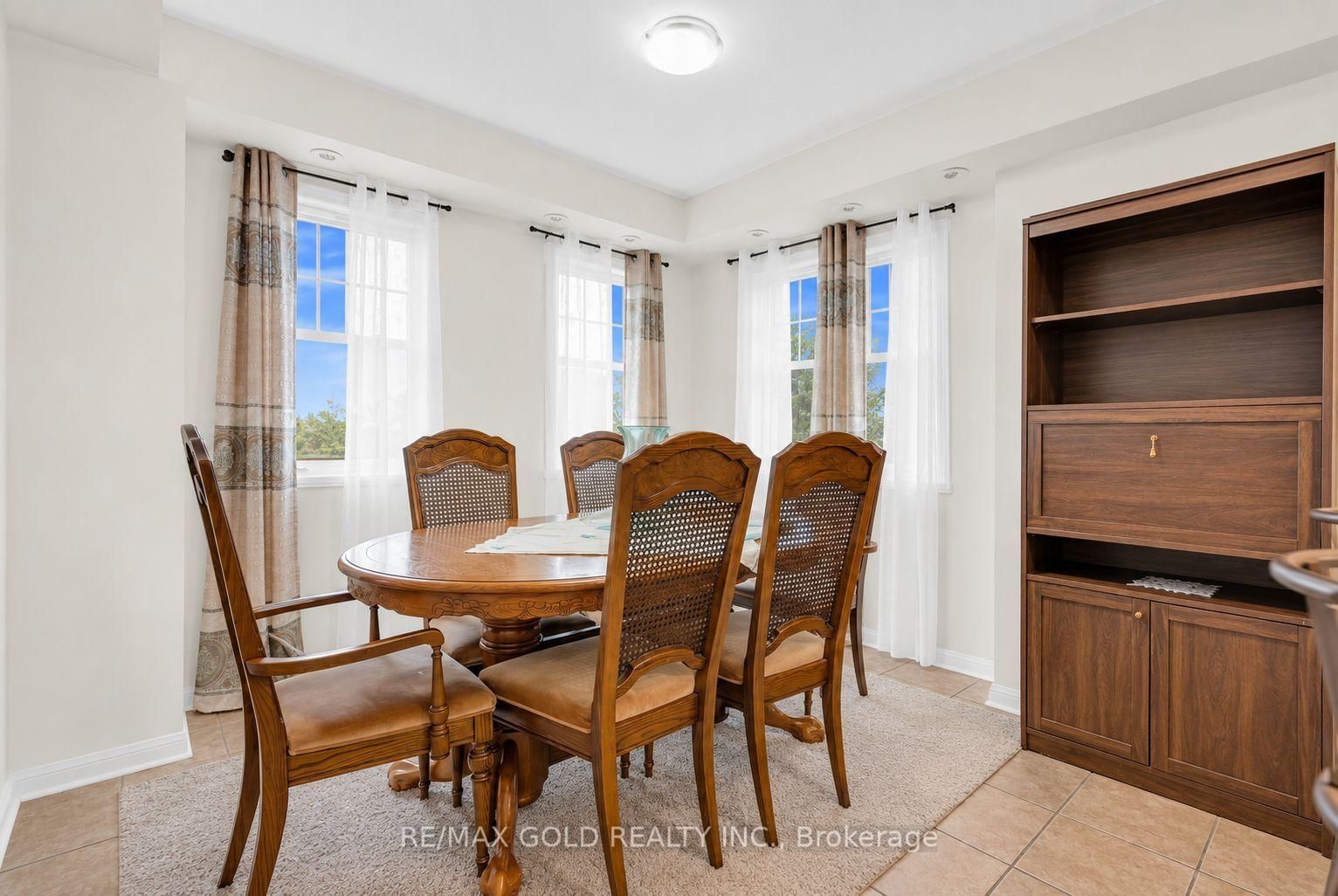 4 Ecopark Gate • Toronto, ON photo 27