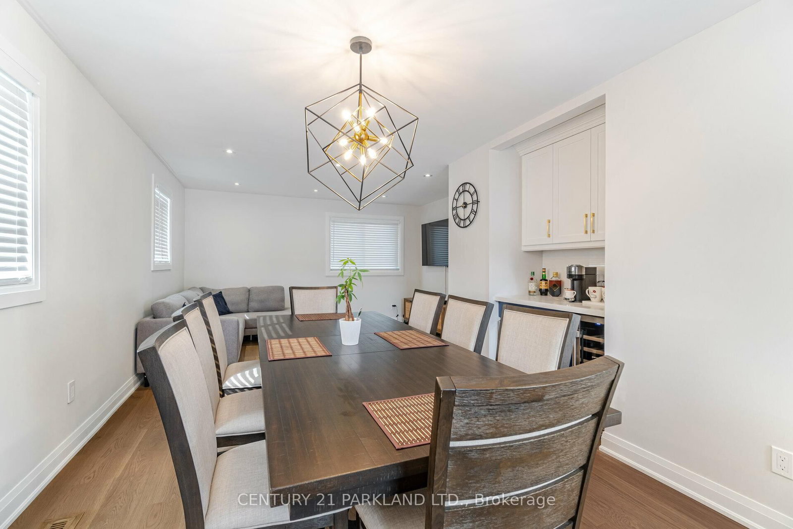 21 Heda Court • Whitby, ON photo 7