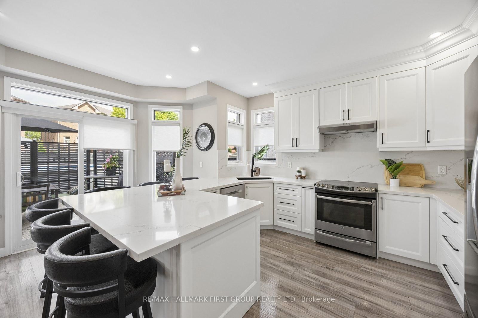 472 Summerpark Crescent • Pickering, ON photo 15
